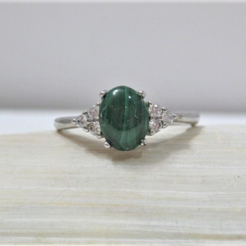Malachite solitaire silver  ring